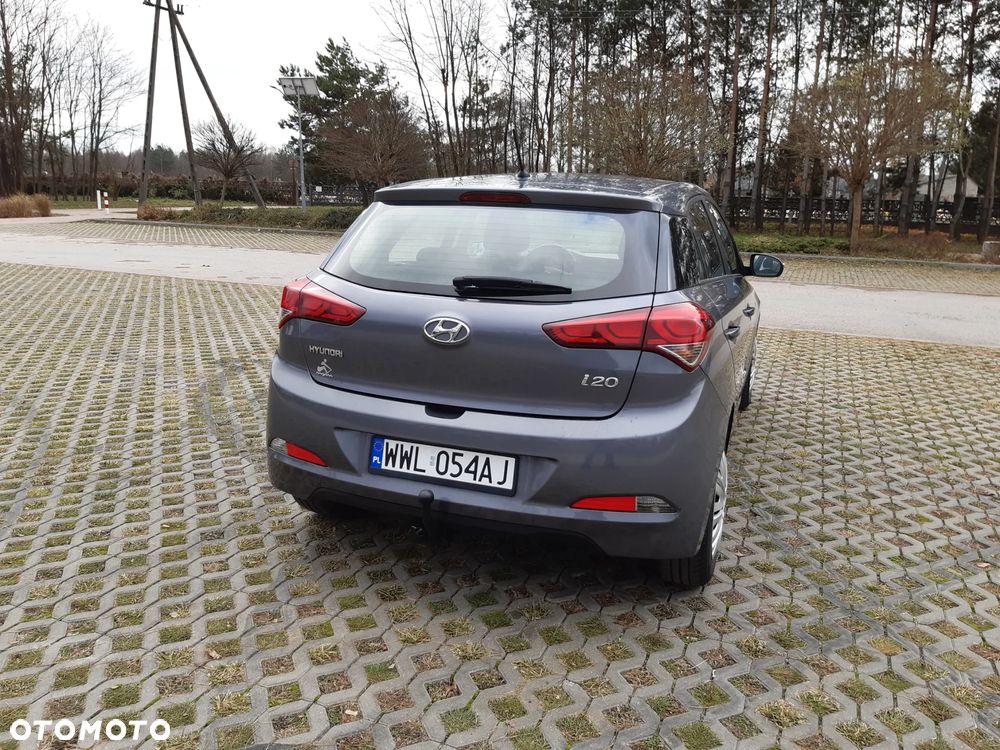 Hyundai i20 1.2 Select - 12