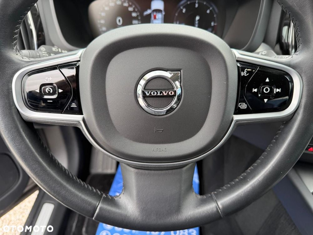 Volvo XC 60 D5 SCR AWD Inscription - 21