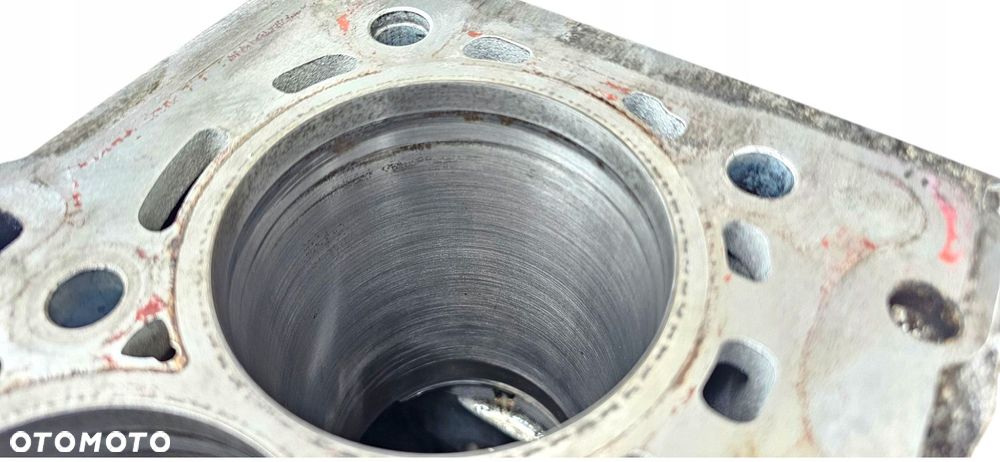 Bmw F20 F21 F10 F30 F31 F32 F36 F48 Dół Blok Silnika 2.0D B47D20A 8513982 - 9