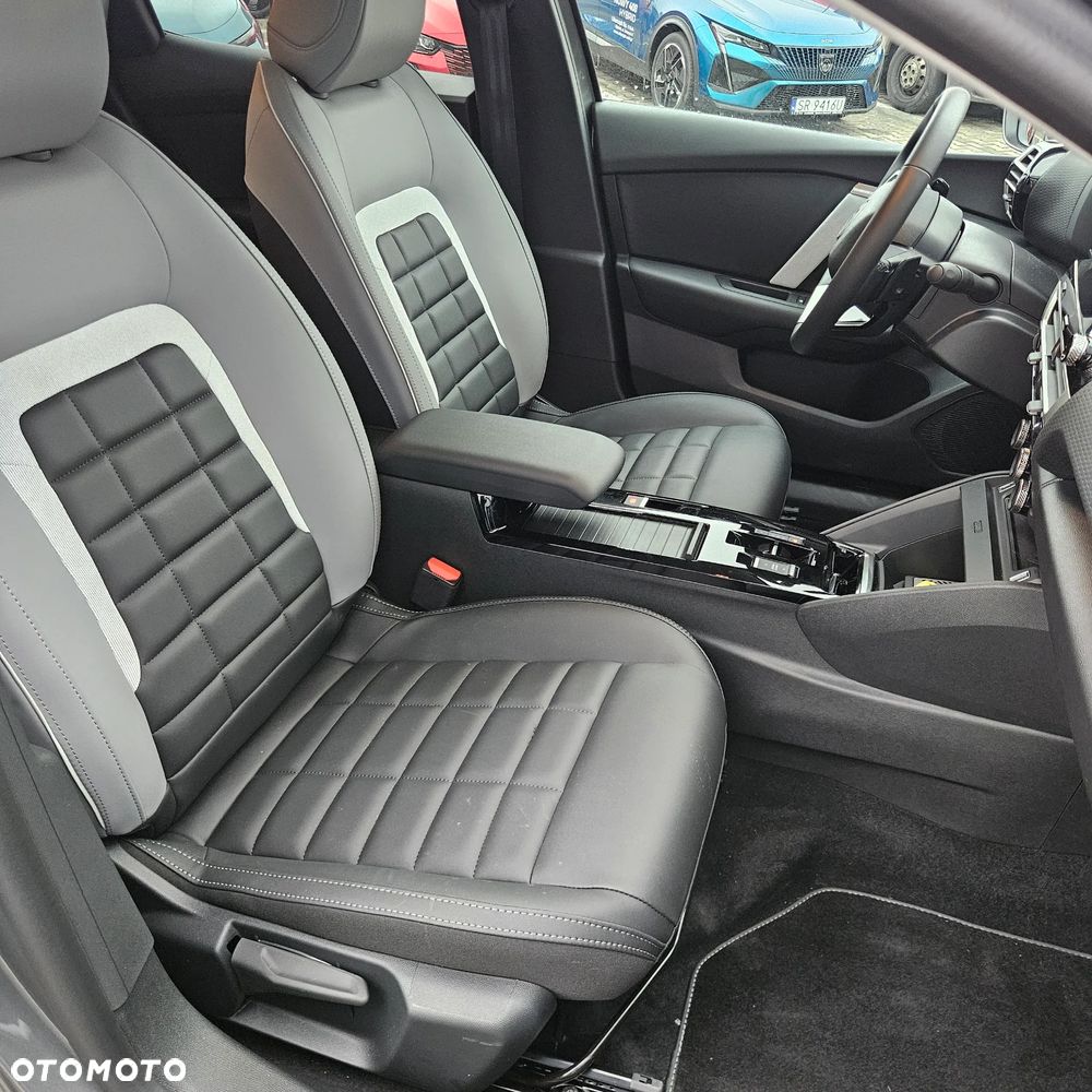 Citroën C4 1.2 PureTech Max S&S EAT8 - 10