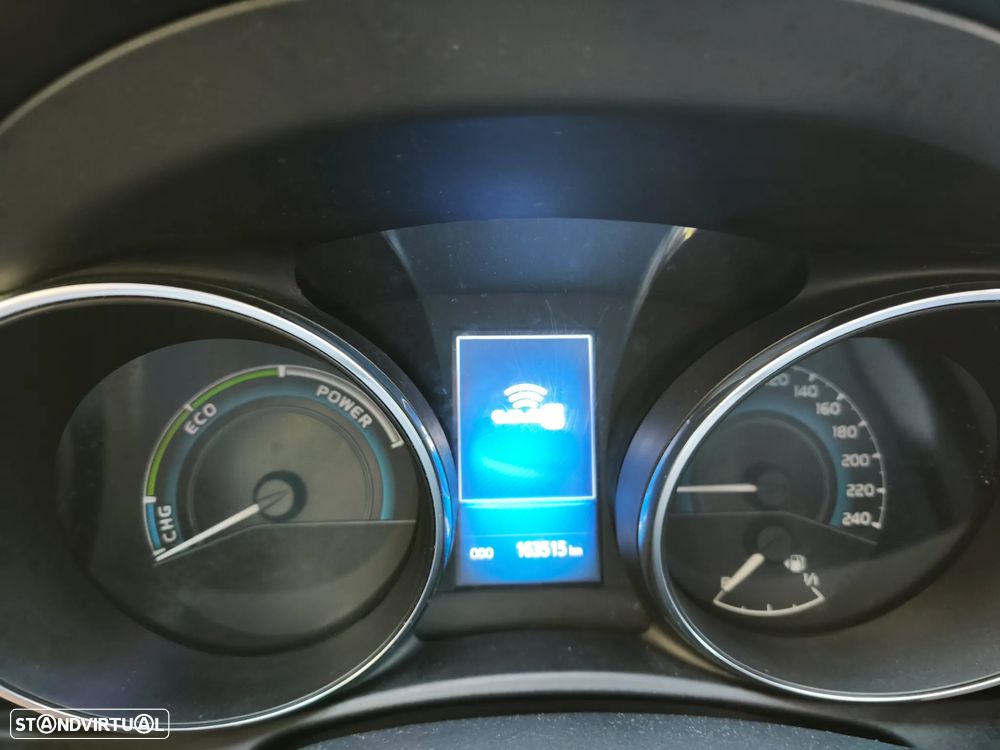 Toyota Auris 1.8 HSD Comfort+J17 - 34