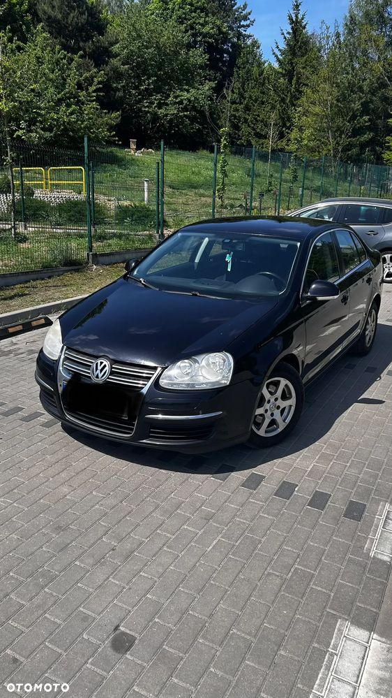 Volkswagen Jetta 1.9 TDI Comfortline - 1