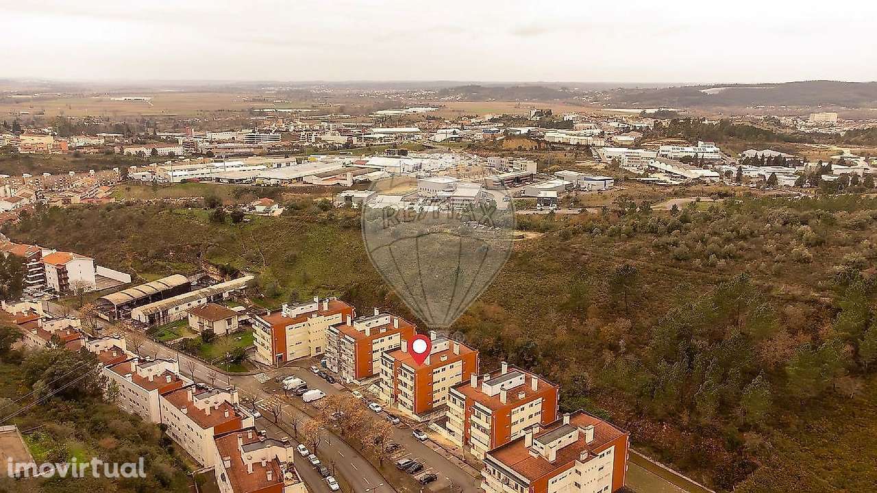 Apartamento T4 no Bairro de São Miguel, Eiras  Conforto e Excelente... - Grande imagem: 3/15
