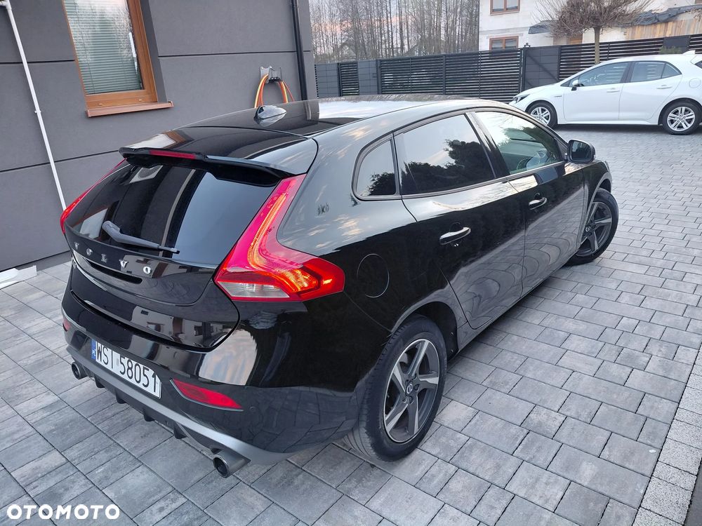 Volvo V40 T2 Summum - 29