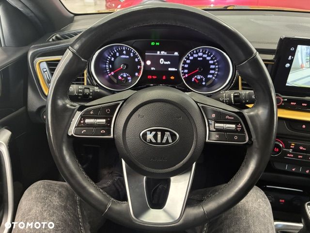 Kia XCeed 1.4 T-GDI L Business Line - 26