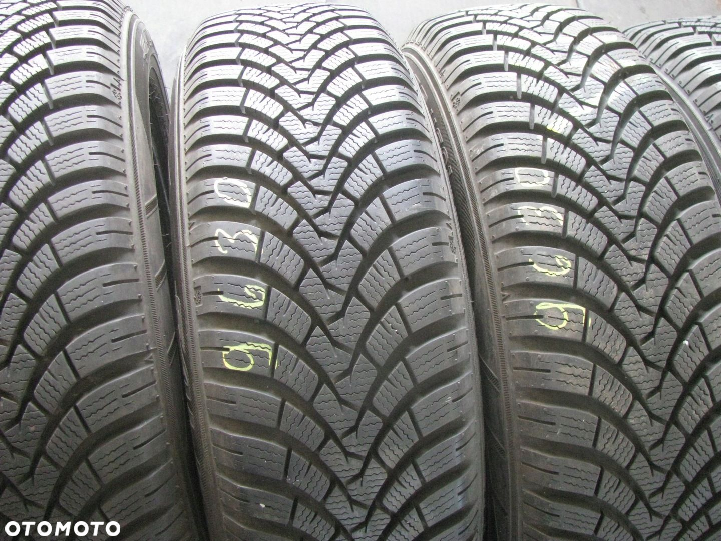 Opona zimowa Falken EuroWinter HS01 175/65R14 82 T - 4