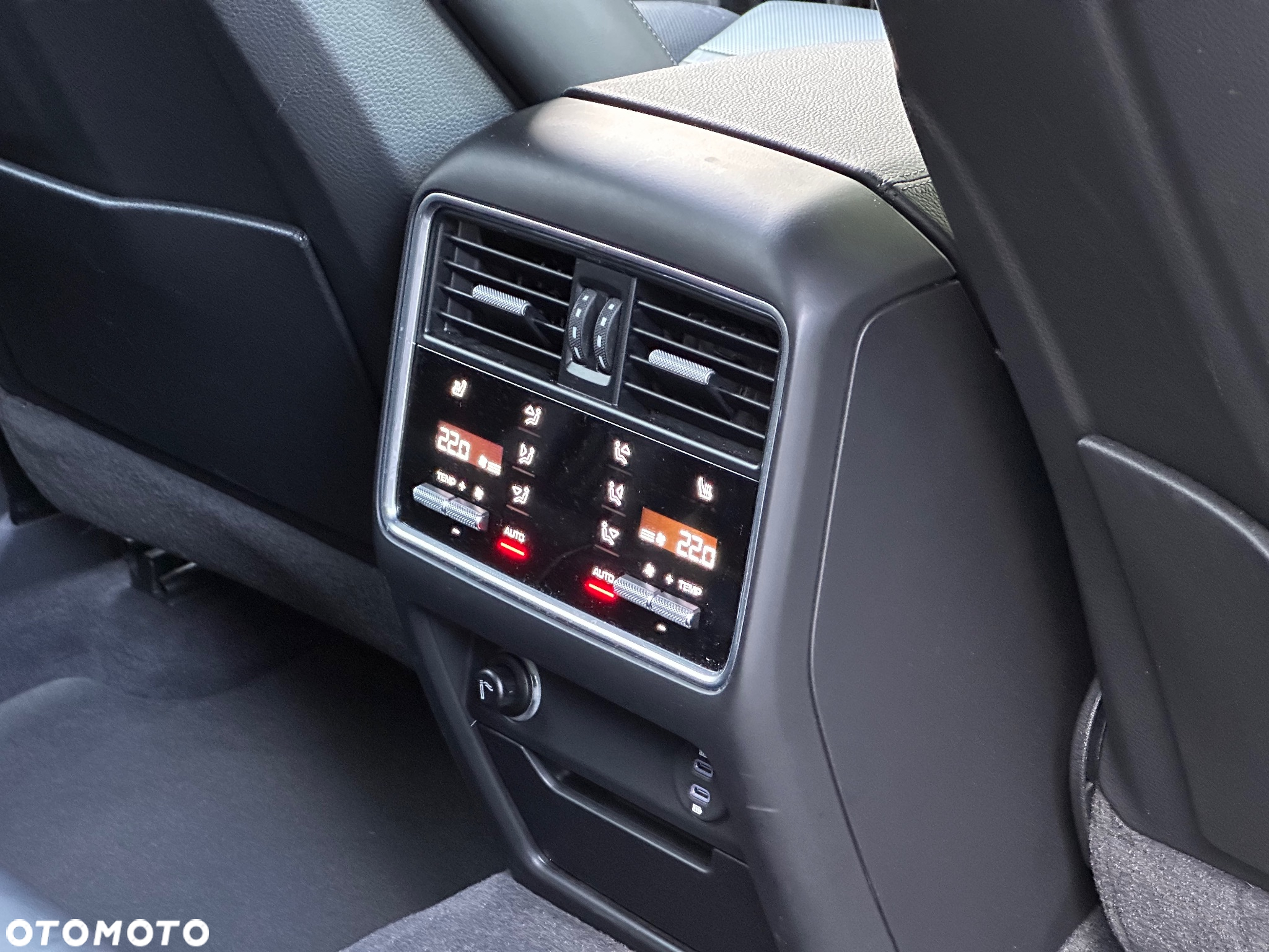 Porsche Cayenne - 10