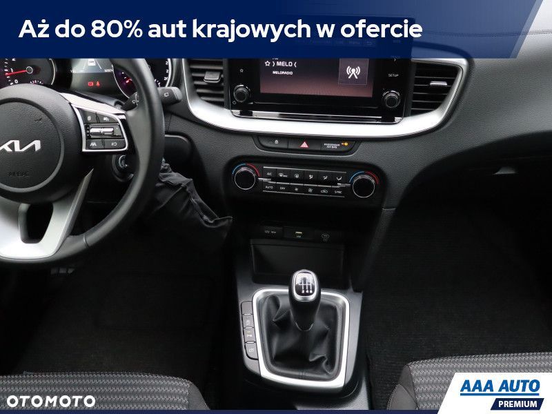 Kia Ceed - 13