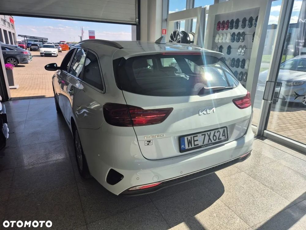 Kia Ceed 1.5 T-GDI M - 17
