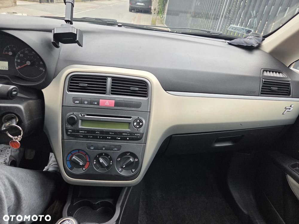 Fiat Punto - 13