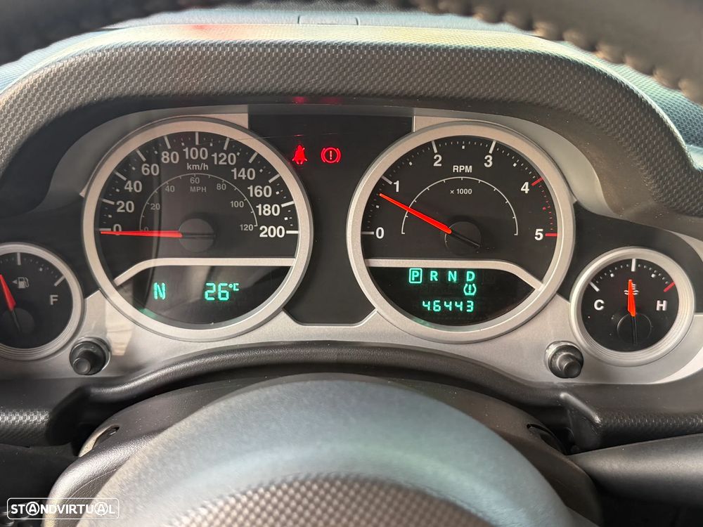 Jeep Wrangler Unlimited 2.8 CRD ATX Sahara Limited - 30