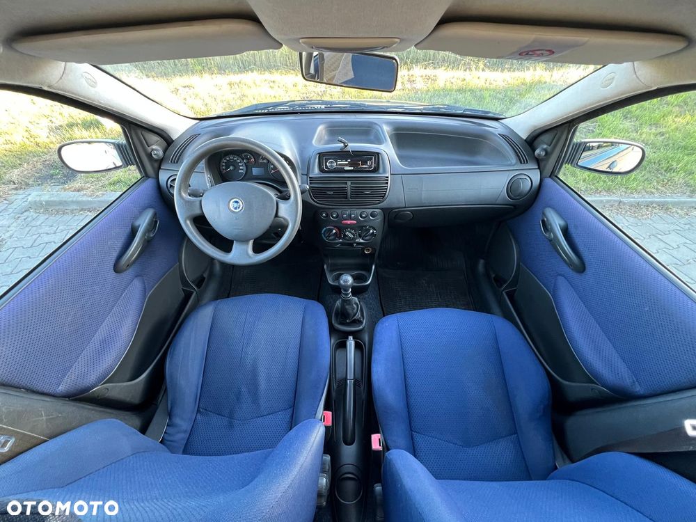 Fiat Punto - 10