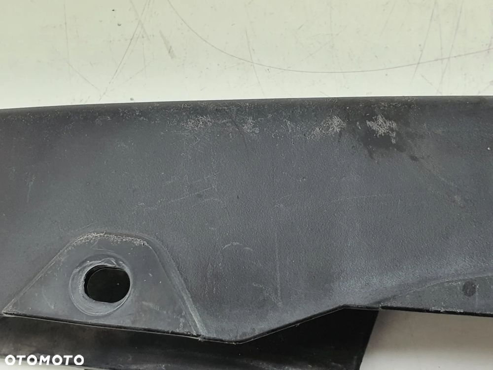 HONDA CB 125 JC64 OSŁONA ŁAŃCUCHA - 8