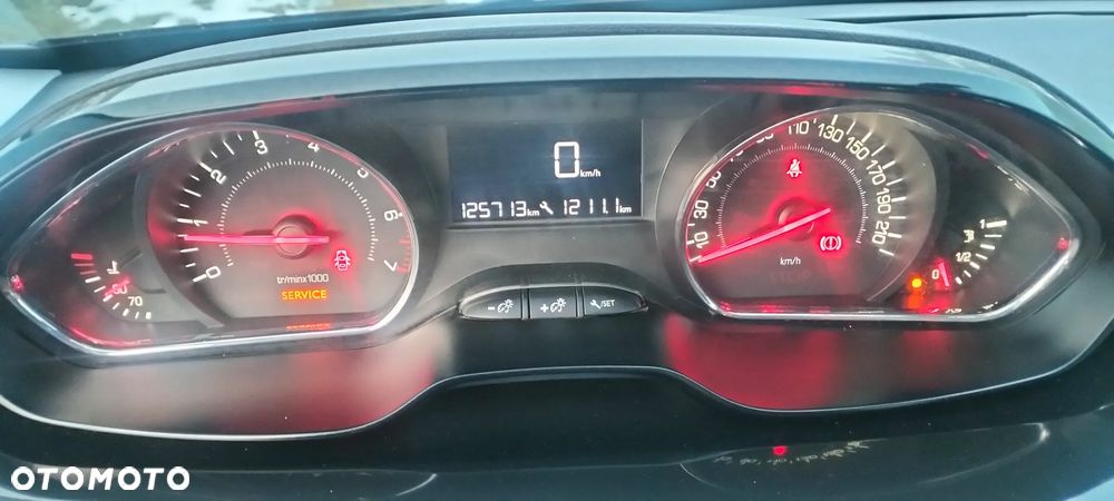 Peugeot 208 PureTech 82 Start & Stop Allure - 39