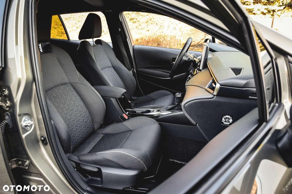 Suzuki Swace 1.8 Hybrid Premium Plus CVT - 30