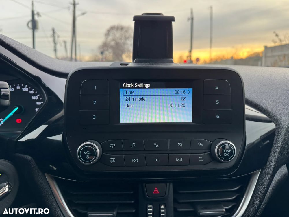 Ford Fiesta 1.5 TDCi Active II - 9