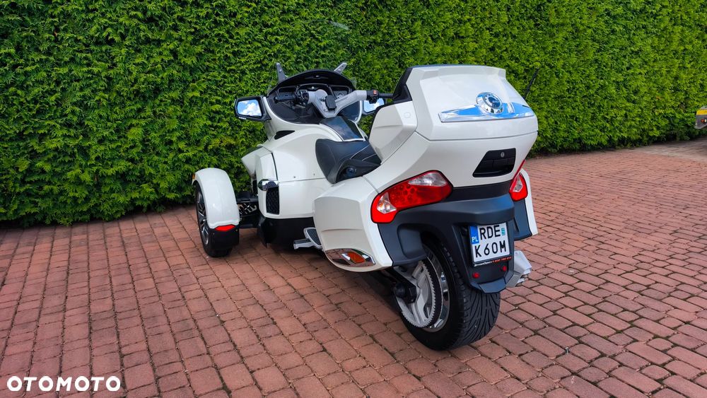 Can-Am Spyder - 5
