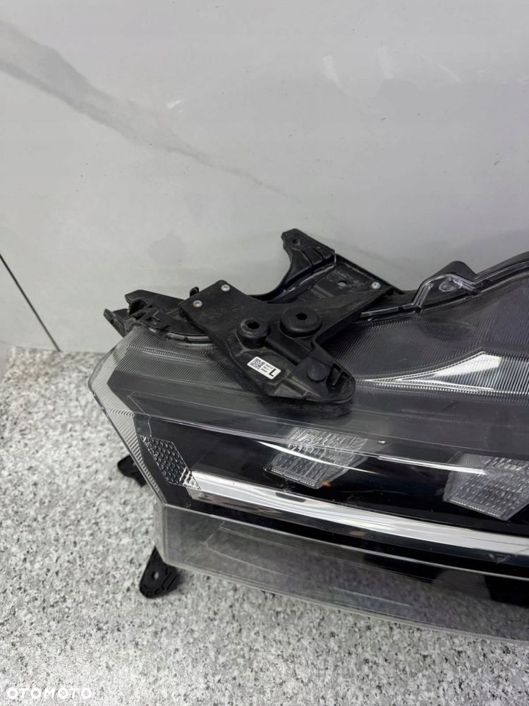 lampa lewy przód suzuki s-cross ii 2021- - 6