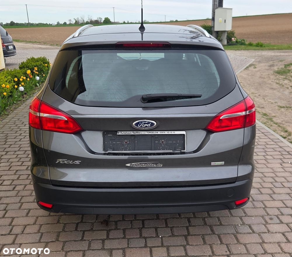 Ford Focus 1.0 EcoBoost Titanium - 5