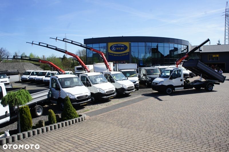 Iveco 35C14 wywrotka HDS żuraw - 13