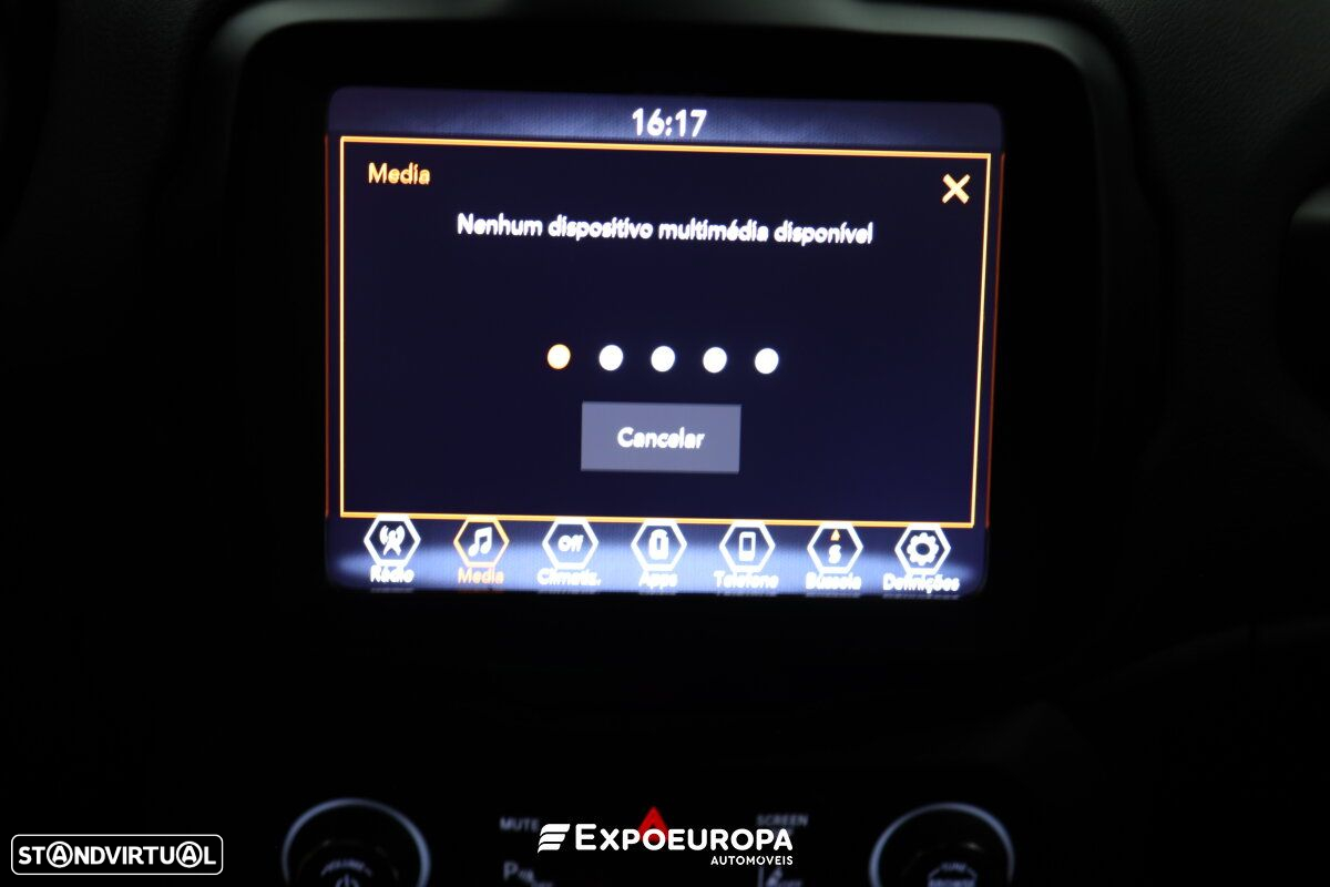 Jeep Renegade 1.3 T Limited S DCT - 12