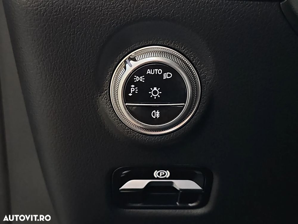 Mercedes-Benz C - 18