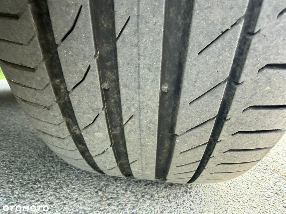 Land Rover Discovery Sport - 19