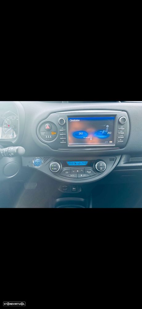 Toyota Yaris 1.5 HDF GR Sport - 13