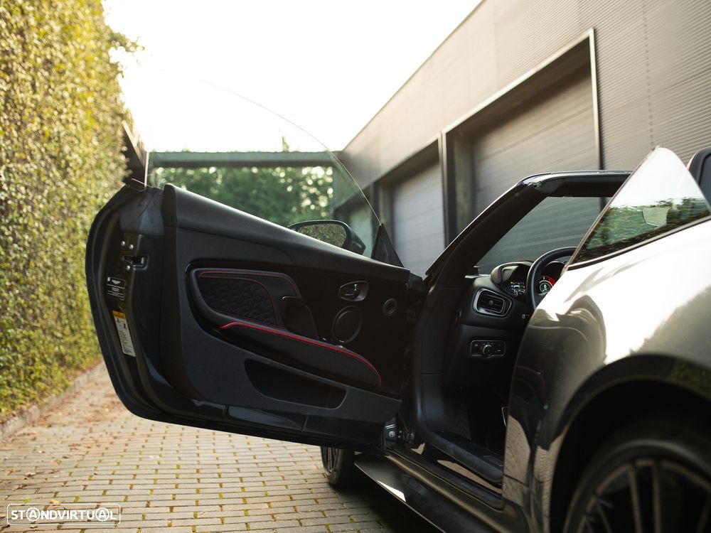 Aston Martin DBS Volante Superleggera - 33