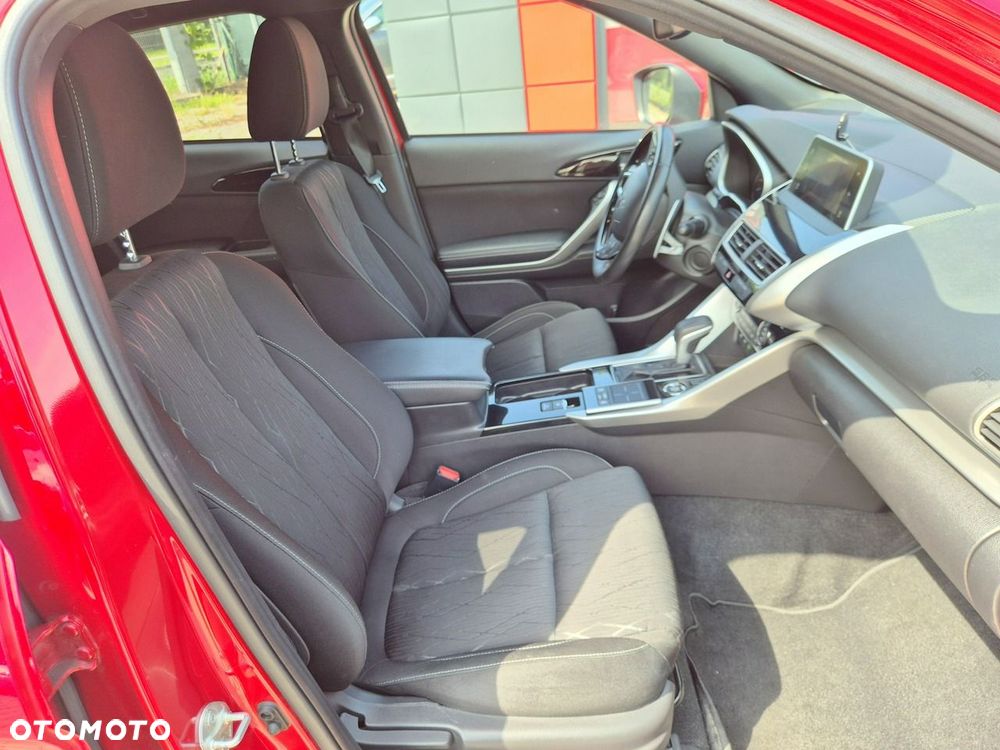 Mitsubishi Eclipse Cross 1.5 T GPF Intense Pro CVT 4WD - 36