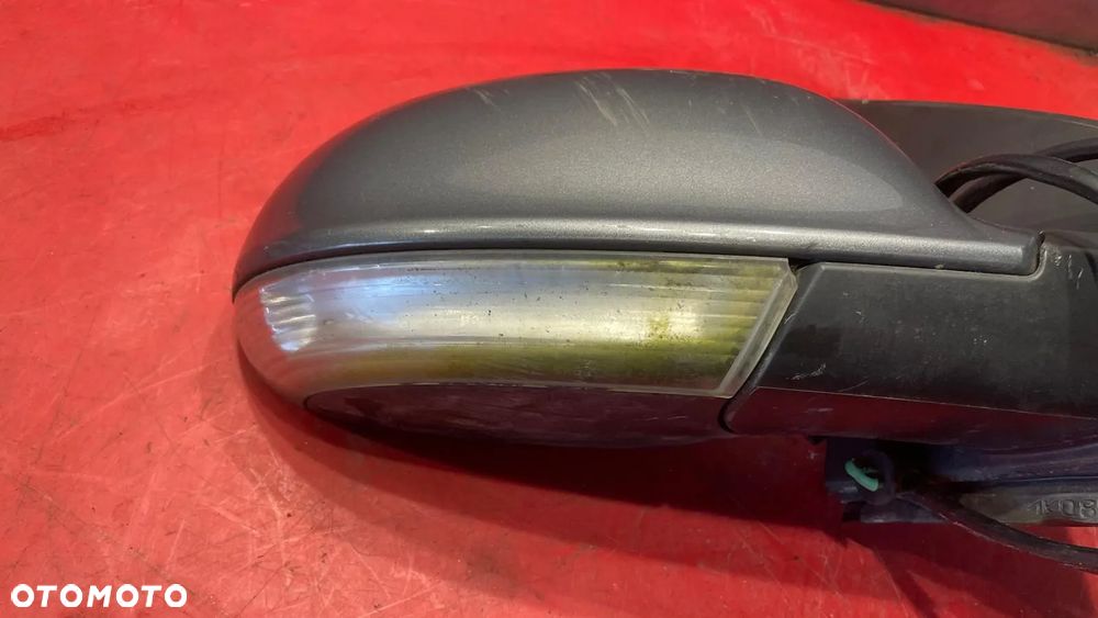 LUSTERKO PRAWE VOLKSWAGEN GOLF V - 2