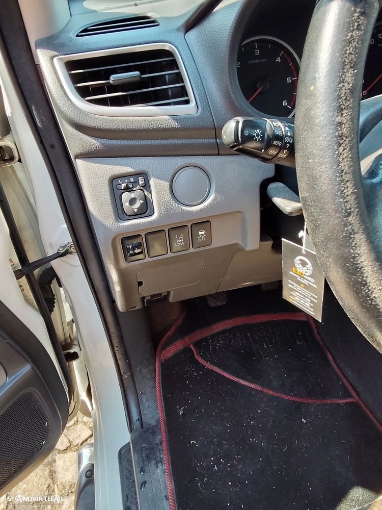 Mitsubishi L200 - 22