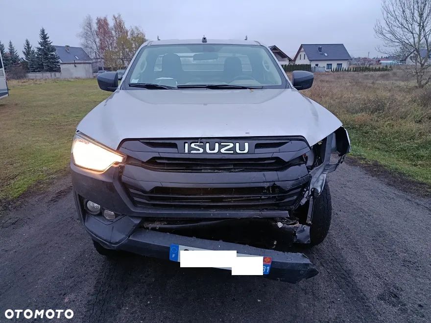 Isuzu D-Max - 6