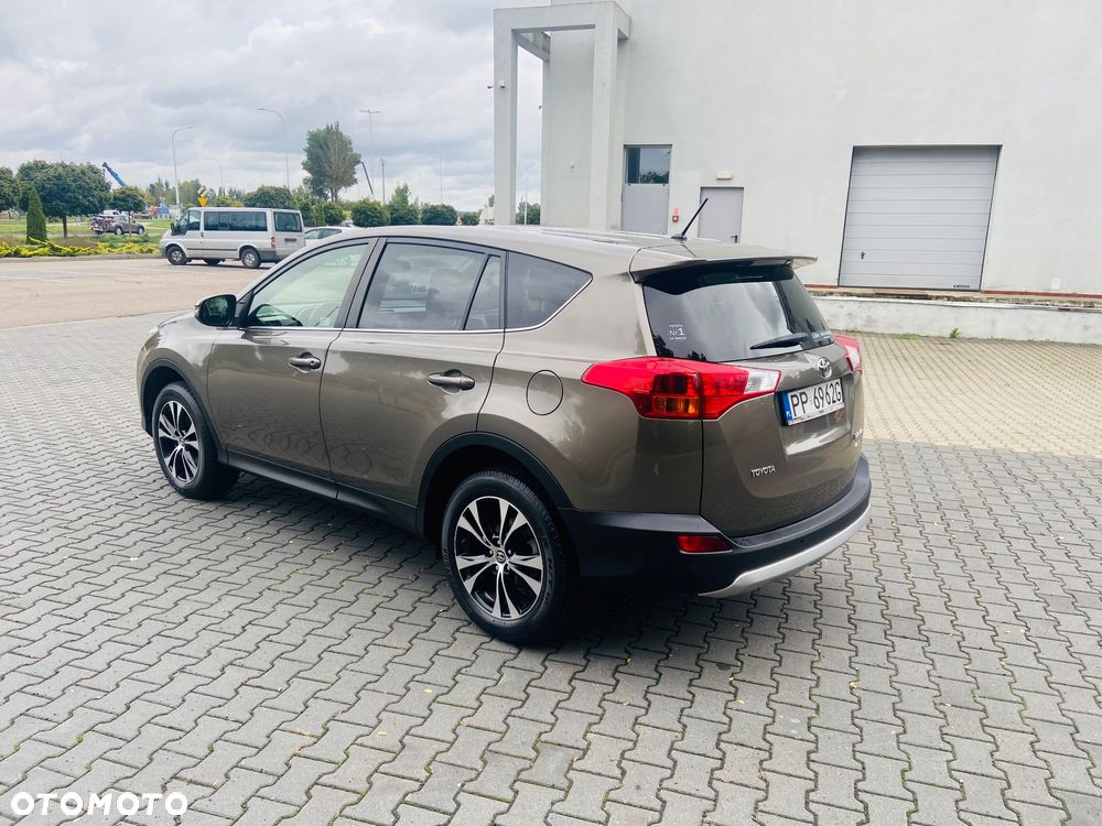 Toyota RAV4 2.0 D-4D Premium 4x2 - 5