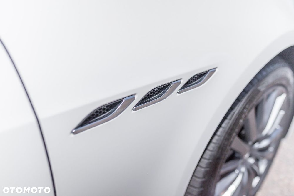 Maserati Ghibli Automatik - 17