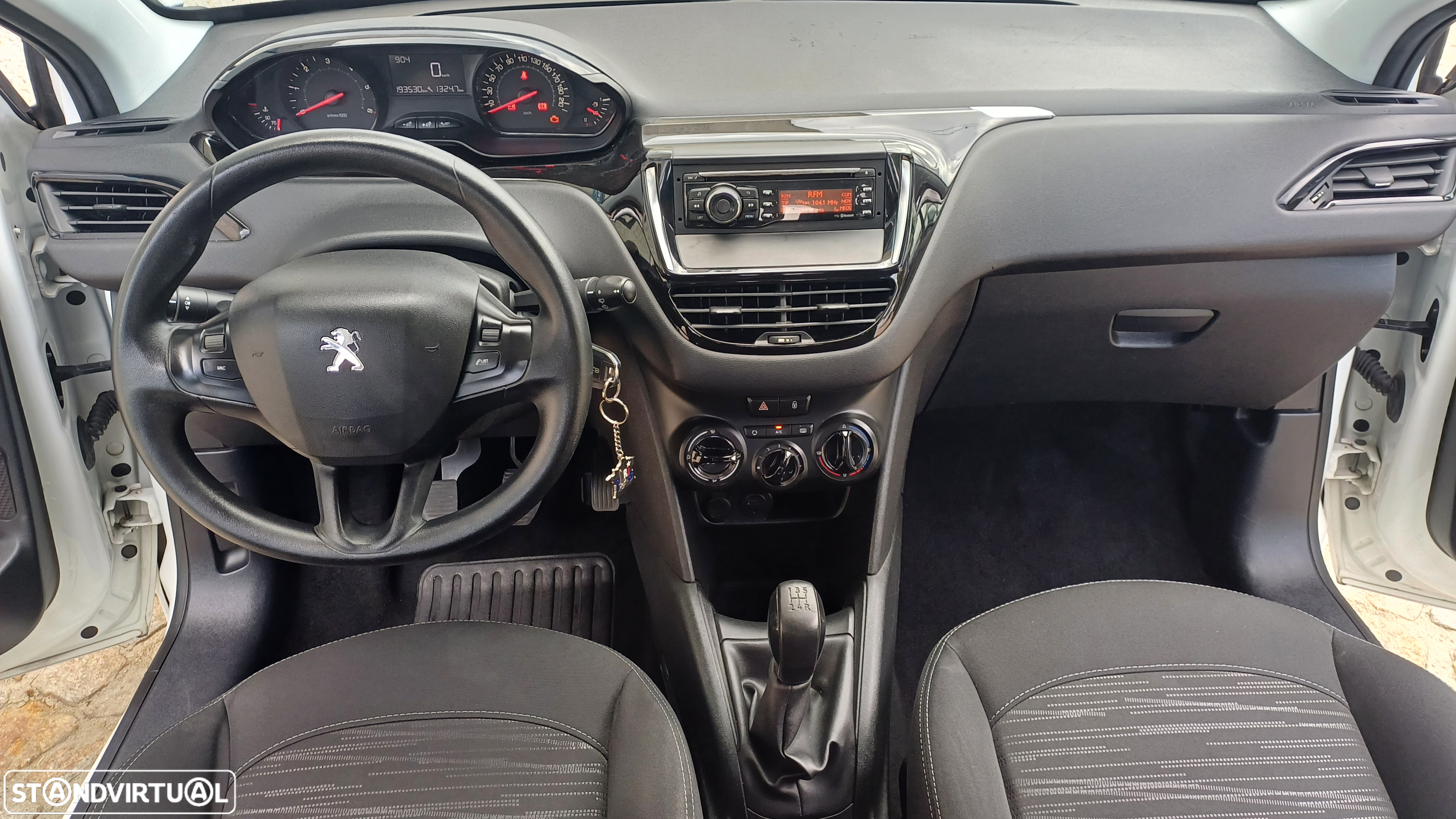Peugeot 208 1.4 HDi - 3