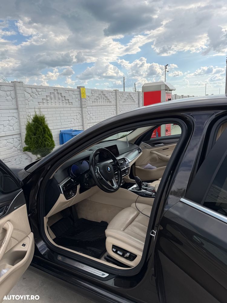 BMW Seria 5 520d xDrive AT - 3