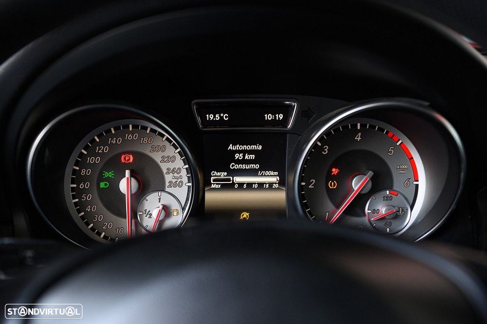 Mercedes-Benz CLA 180 d Shooting Brake Urban - 32
