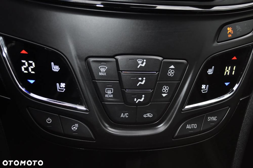 Opel Insignia 2.0 CDTI automatik Business Edition - 36