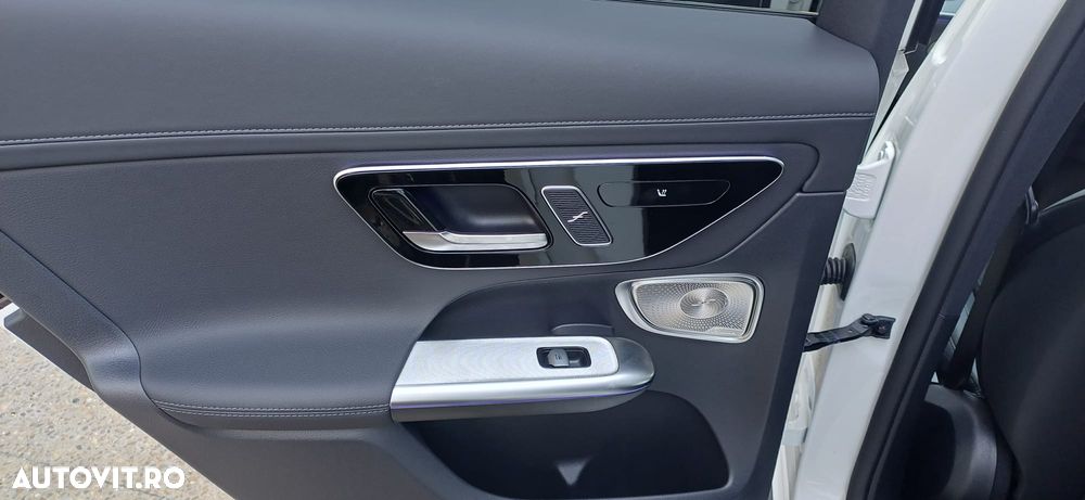 Mercedes-Benz GLC - 21