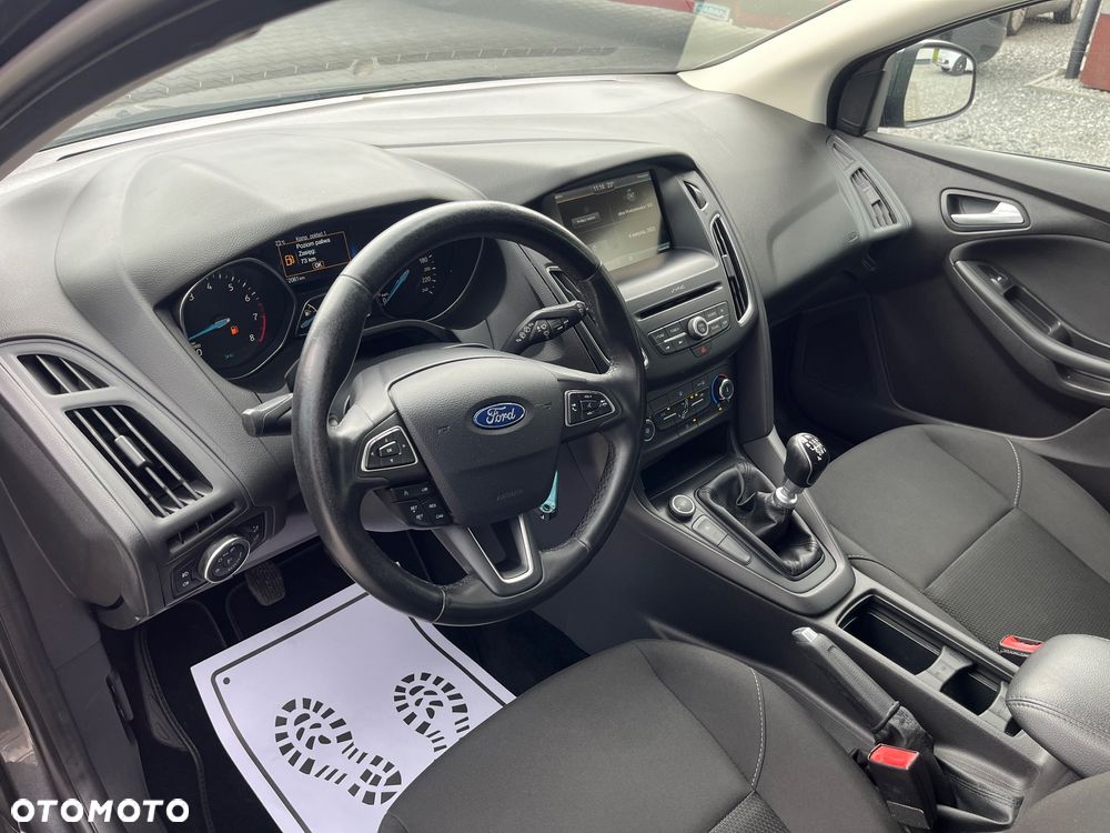 Ford Focus 1.0 EcoBoost Titanium - 16