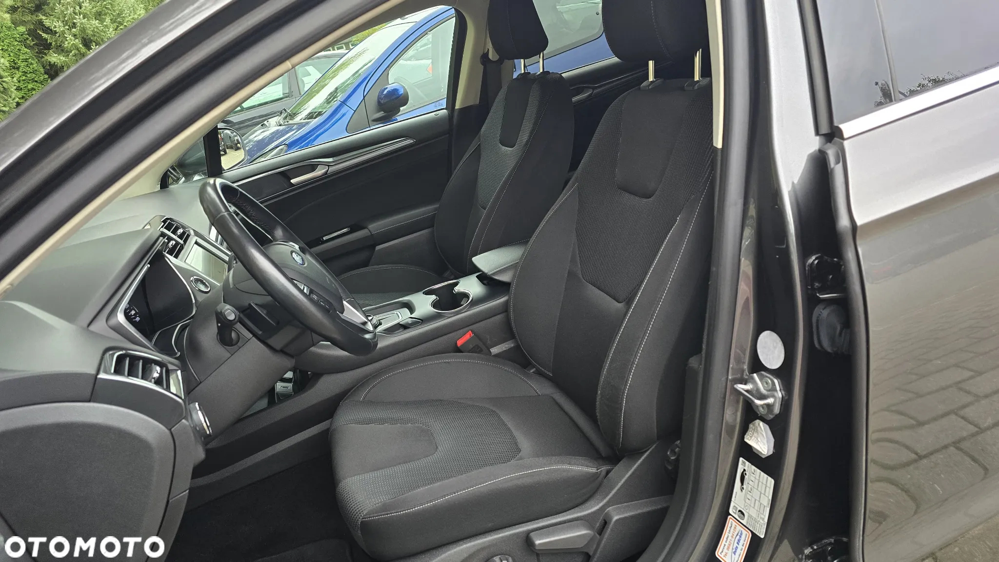 Ford Mondeo 2.0 EcoBlue Titanium - 23