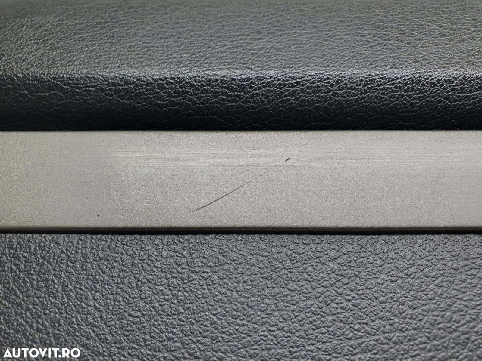 Fata de usa stanga spate 1t0867211023 Volkswagen VW Touran 1 [facelif - 7