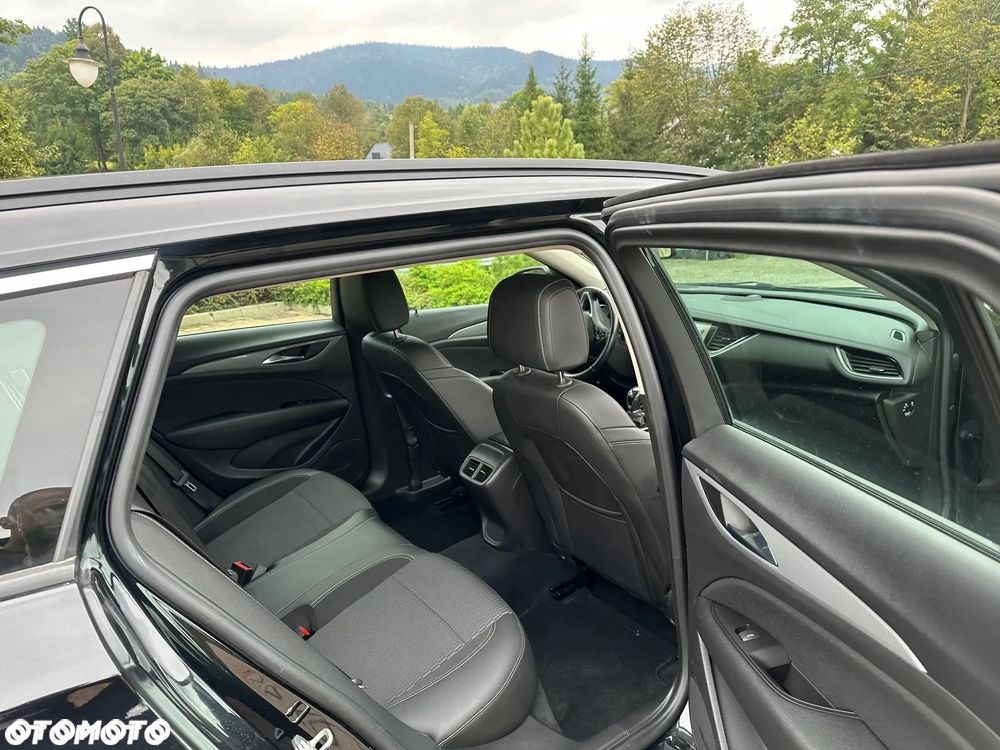 Opel Insignia 2.0 - 12