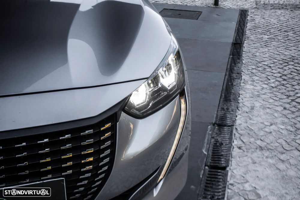 Peugeot 208 1.2 PureTech Active - 8