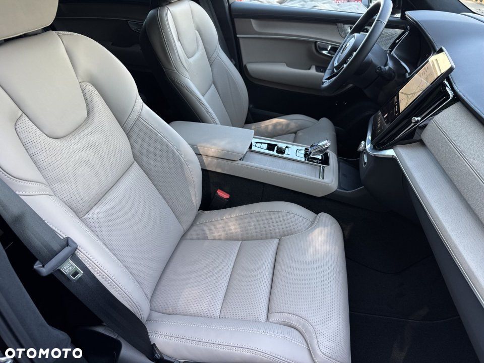 Volvo XC 90 - 16