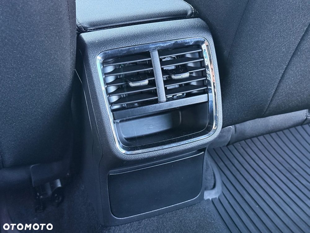 Skoda Octavia 2.0 TDI SCR Style DSG - 29