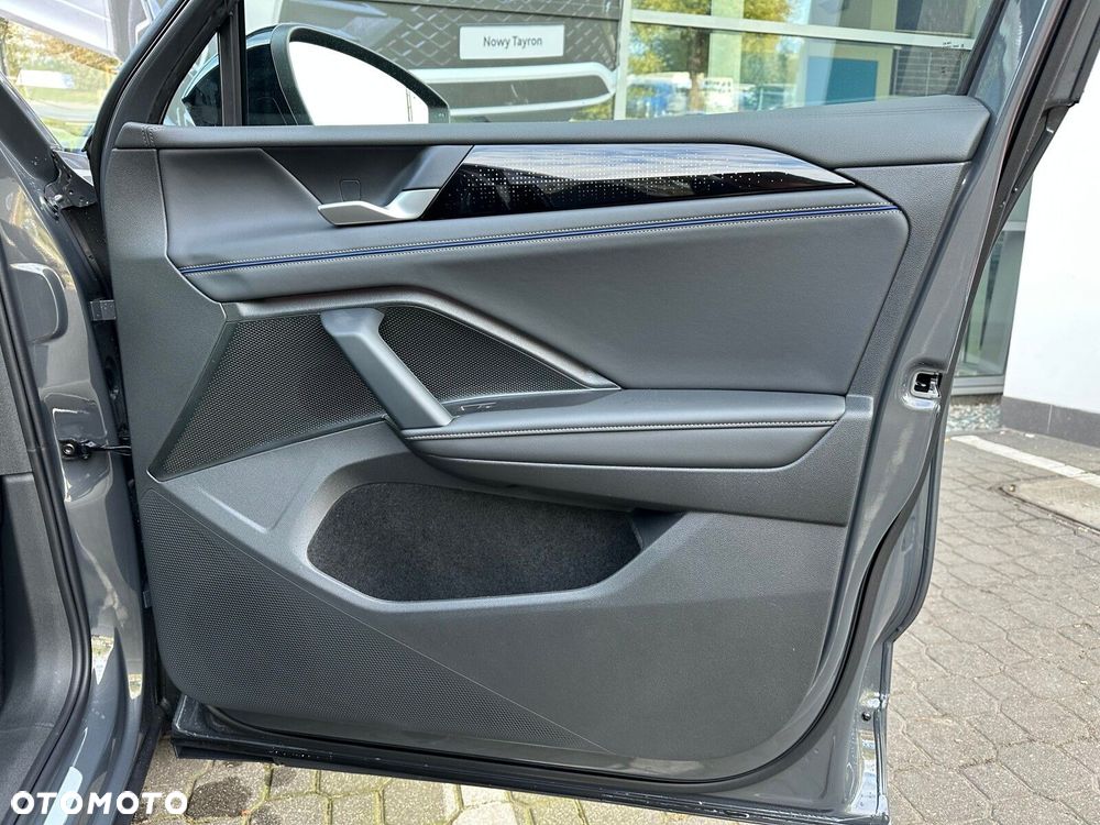 Volkswagen Tiguan - 19