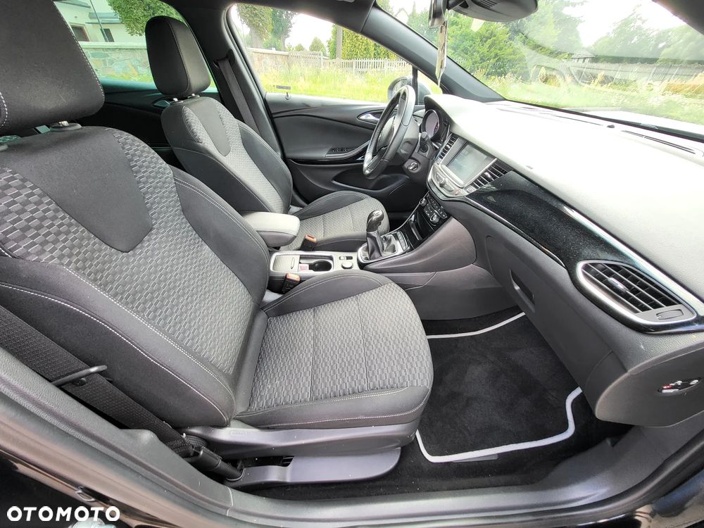 Opel Astra 1.4 Turbo Start/Stop Dynamic - 25