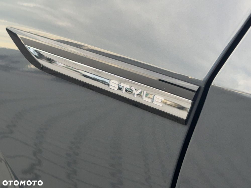 Volkswagen Golf Variant - 12